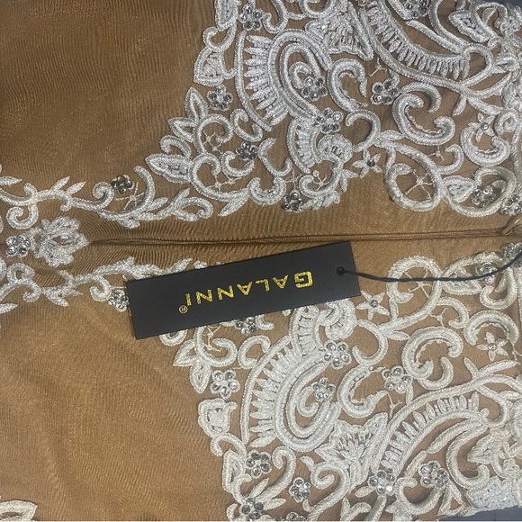 GALANNI EUDORA MIDI DRESS CREAM/NUDE - Picture 16 of 17